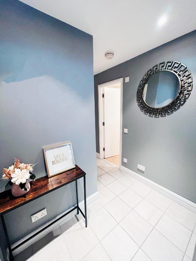Amazing Flat Near South Kensington - 2 To 3 Bedrooms Лондон Екстер'єр фото